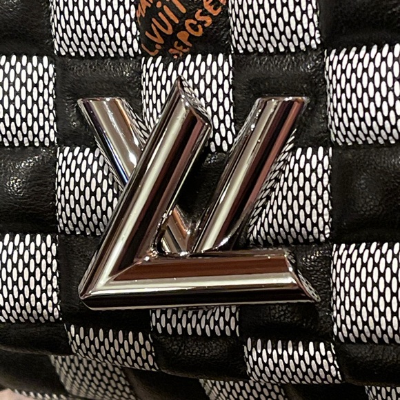 Louis Vuitton Calfskin Damier Twist BB Shouldr Bag - Picture 8 of 16